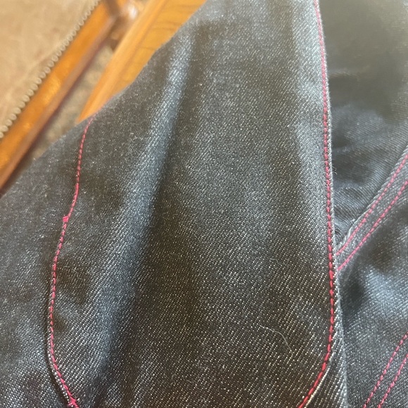 NWT Vintage Cool J Black Raw Denim Urban-Wear‎ Jacket Red-Line Embroidered - Picture 6 of 11